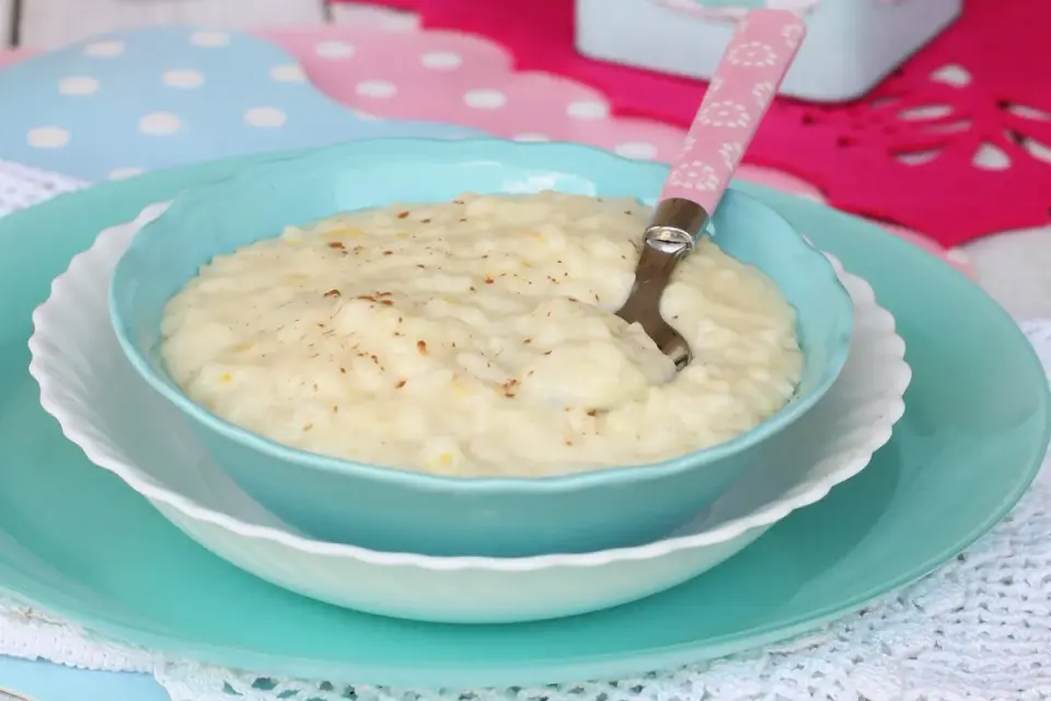 Riso al latte cremoso e tiramisù con crema di riso